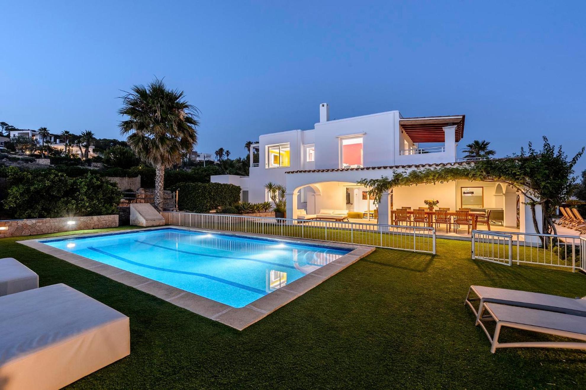 Villa Joan I - Fantastic Sunset Views And Family Friendly - San Antonio (Ibiza)